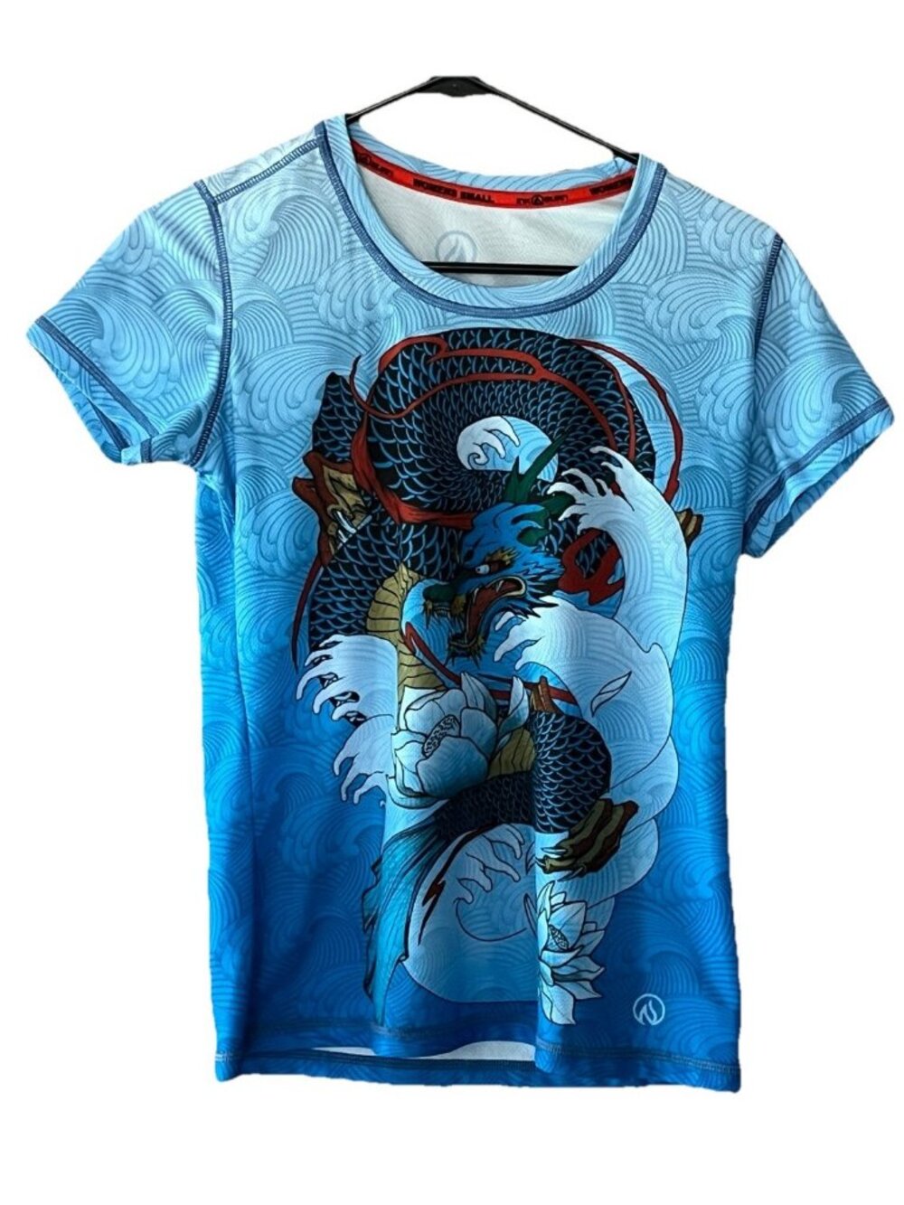 INKnBURN Women's Small Short Sleeve Scoop Neck Tech Shirt Dragon Blue Red Black
